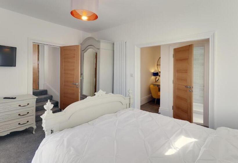 ユースホステル Master Accommodation Suite 2 Sea View With Balcony