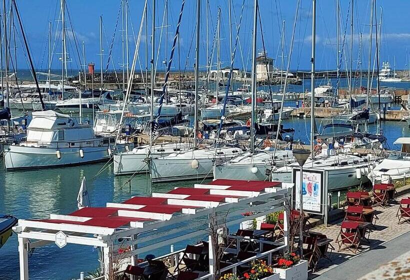 Annadia Sweet Home B&b