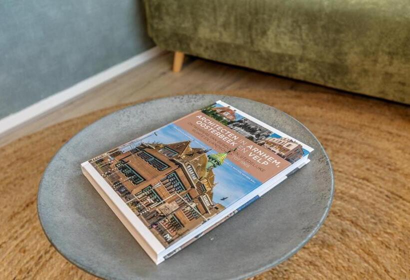 B&b Larenstein Logeren In Een Tiny House