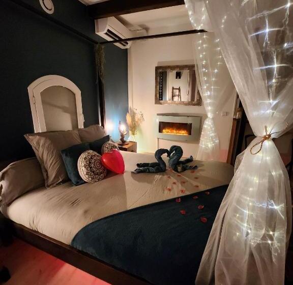 ベッドアンドブレックファースト A L Orée Des Pins   Gite Et Spa De 30 M2  Home Cinéma Et Massage En Sup