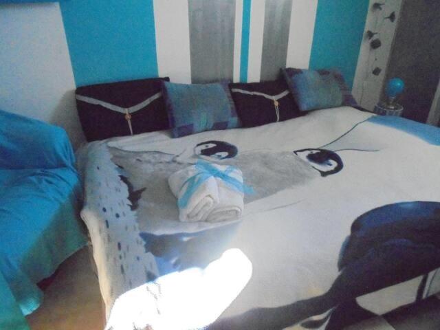 تختخواب و صبحانه Blue Room, Kitchenette