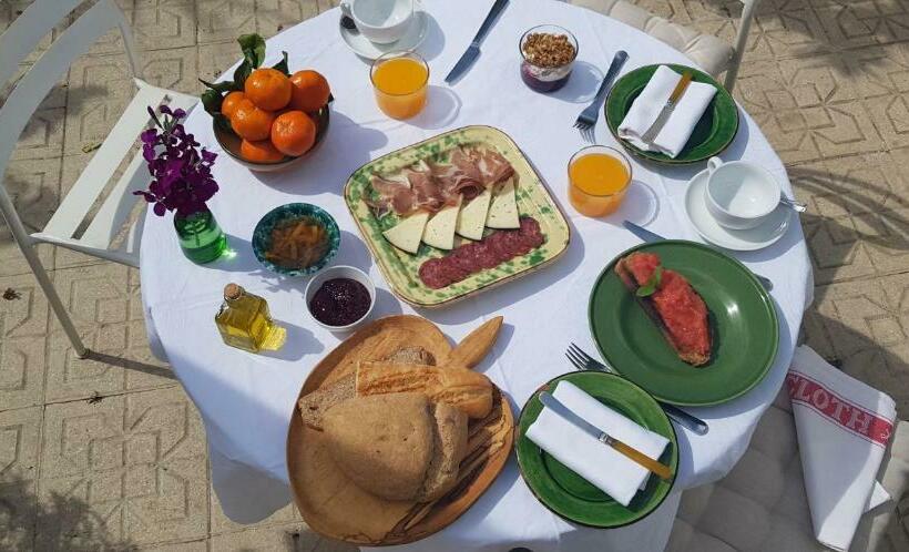 ベッドアンドブレックファースト Casa Rural Los Danzantes