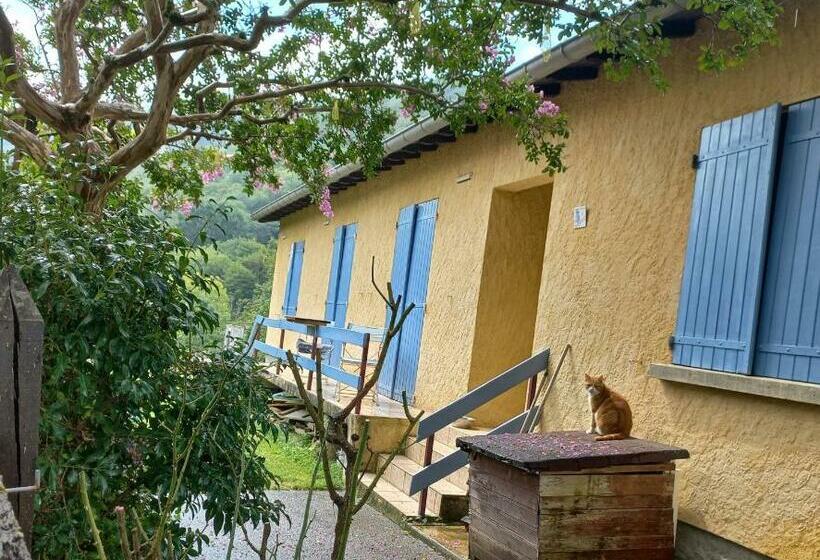 민박 Chambre Spatieuse Avec Grand Lit