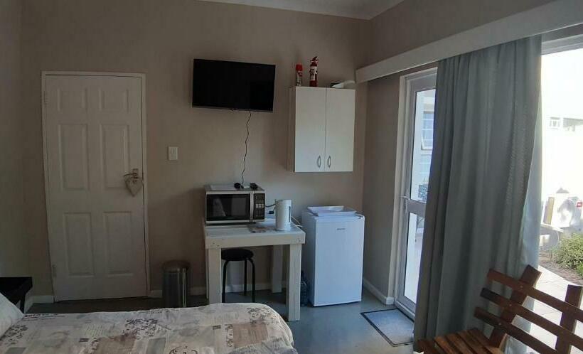 مبيت وإفطار Dennecres4guestrooms