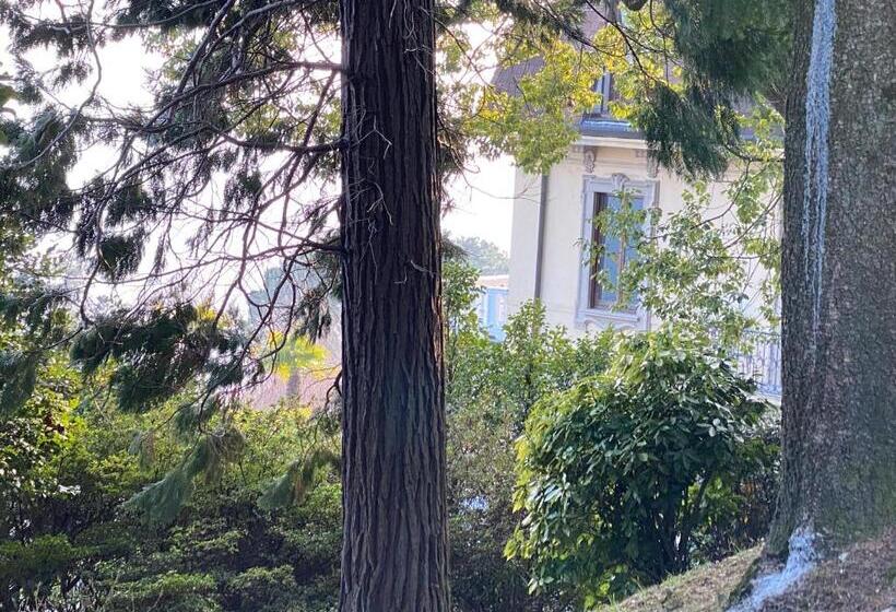 ベッドアンドブレックファースト Frankie’s House