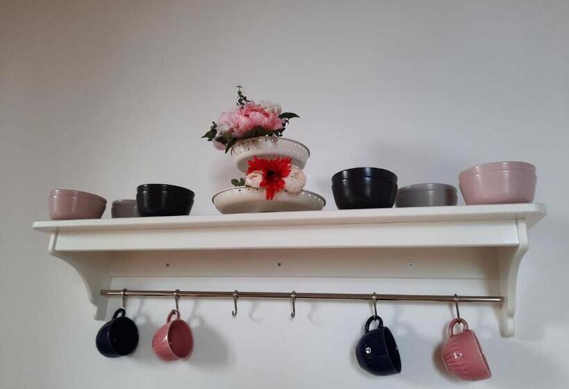 ベッドアンドブレックファースト Frankie’s House