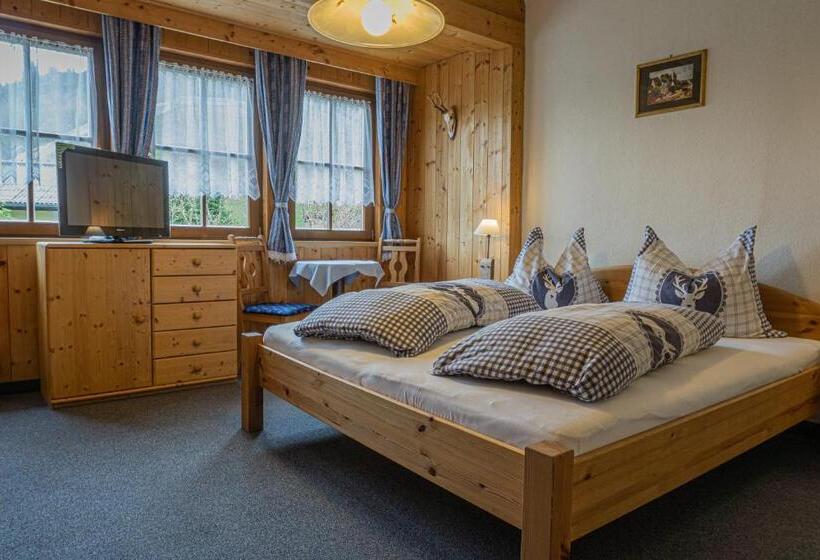 مبيت وإفطار Gasthof Scherer