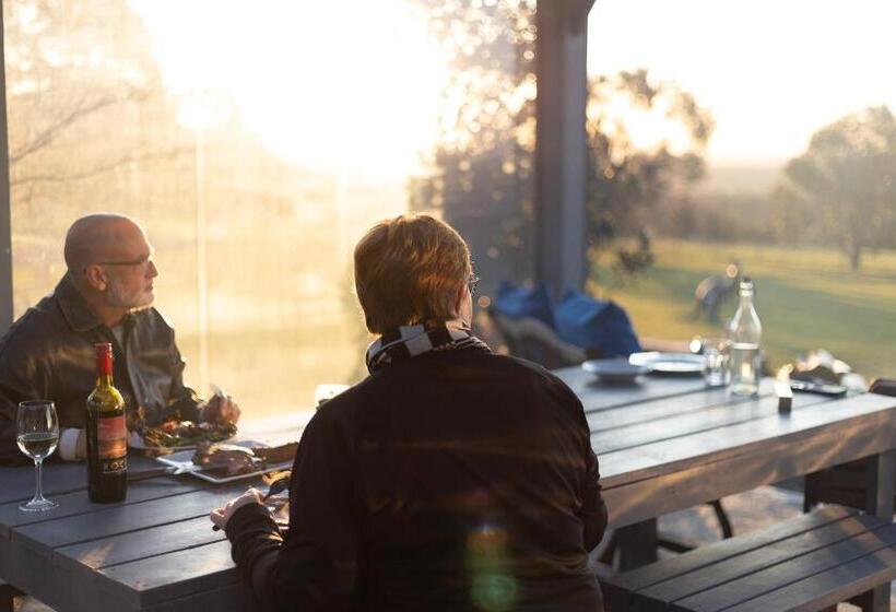 민박 Hanging Rock Views