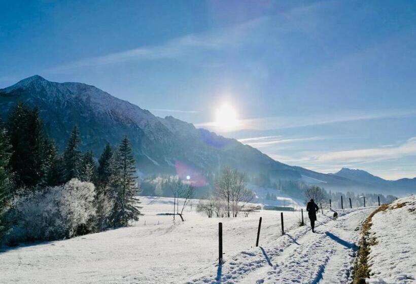 ベッドアンドブレックファースト Haus Stadler   Self Check In