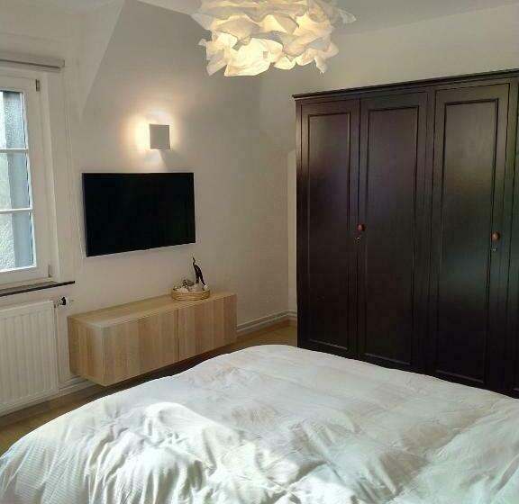 צימר L Aubergine