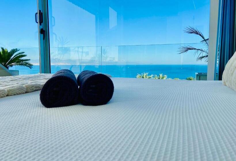 ベッドアンドブレックファースト La Suite Del Mar