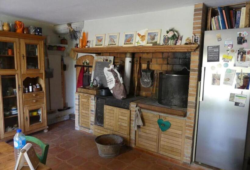 민박 Le Charme D Une Vieille Bastide Provençale