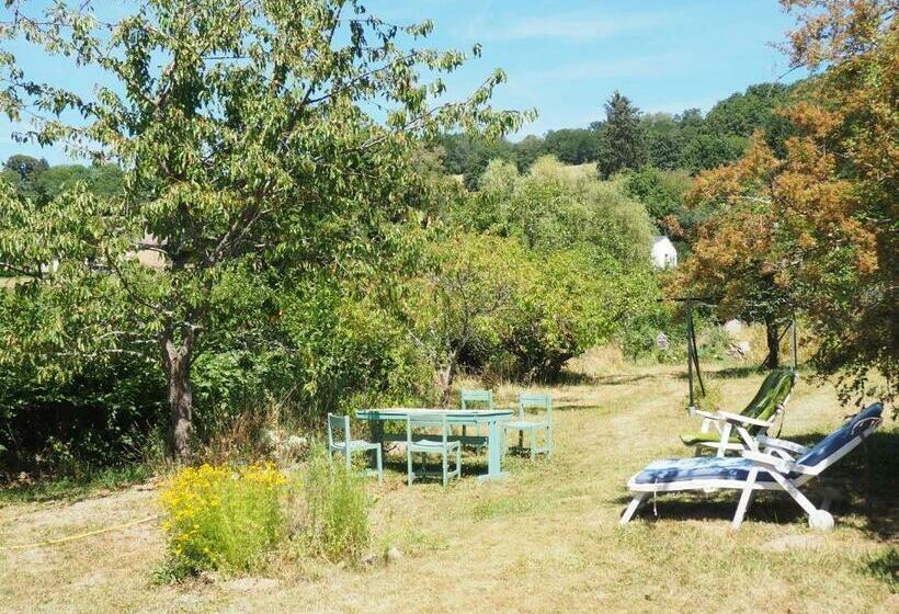 مبيت وإفطار Les Vergers De Cussy