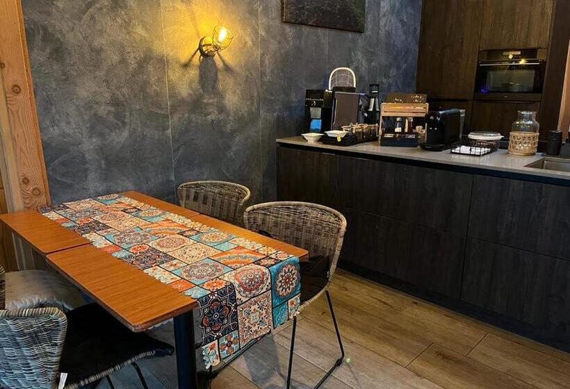 צימר T Heidepaleis