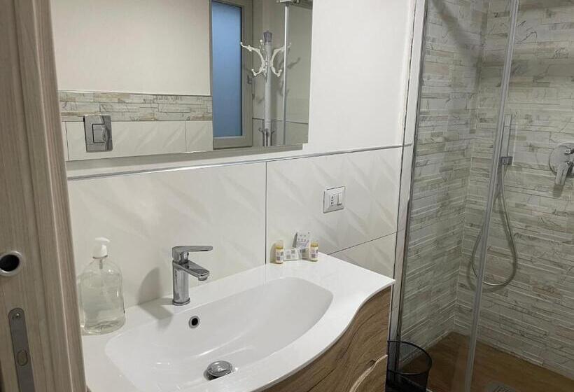 مبيت وإفطار Teddy Sroom