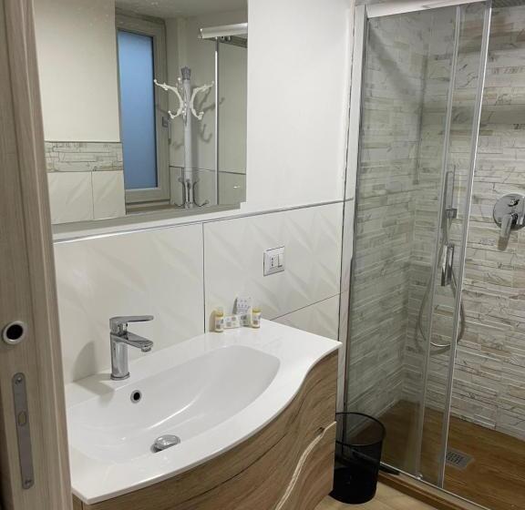 مبيت وإفطار Teddy Sroom