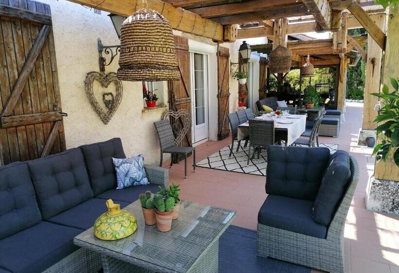 צימר Villa Les Hauts Vallons