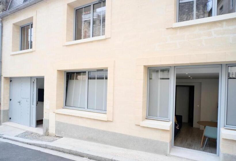 City Affaire : Hotel De Ville