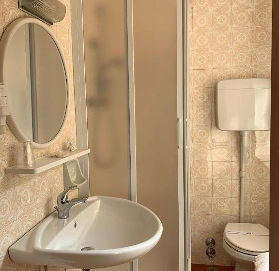 בית מלון כפרי Alpi   Asiago