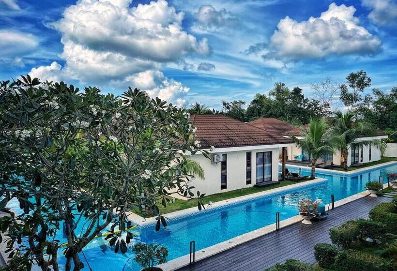 فندق Amphitrite Resort