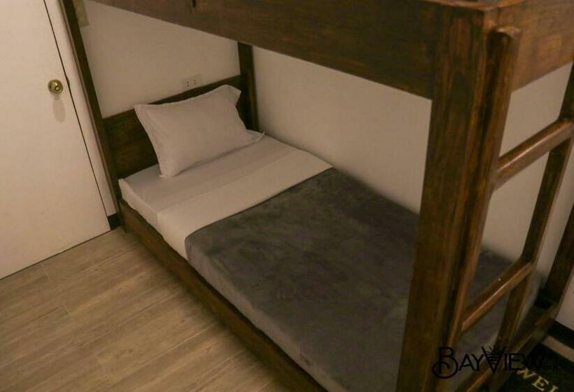 בית מלון כפרי Bay View Inn