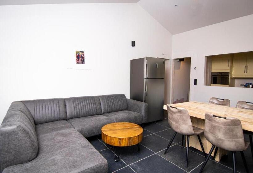 酒店 Café Coureur Houffalize