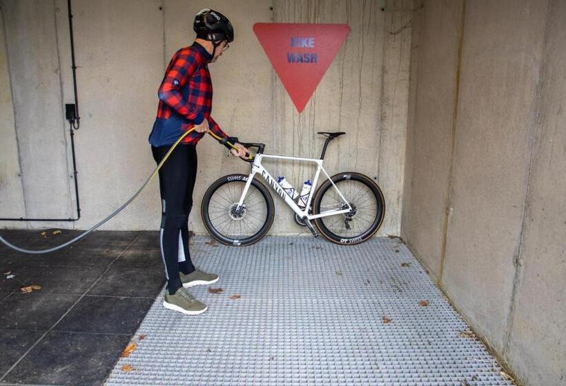 酒店 Café Coureur Houffalize