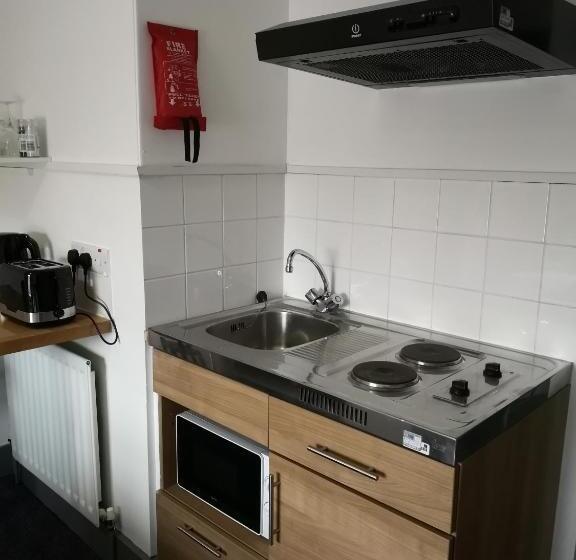 胶囊酒店 Ty R Bont Studios