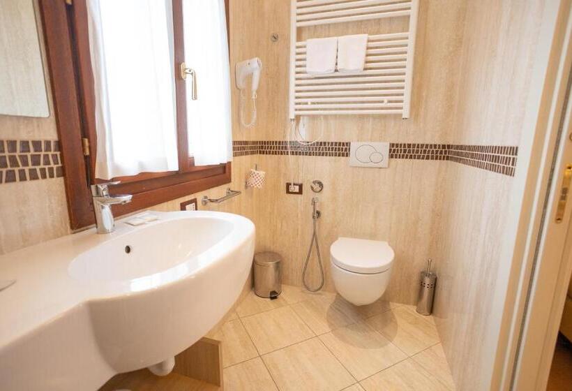 ホテル Duomo Boutique