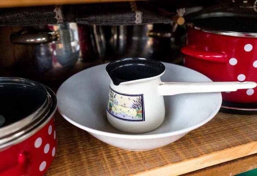 هتل Glamping   Hayrack Vesel