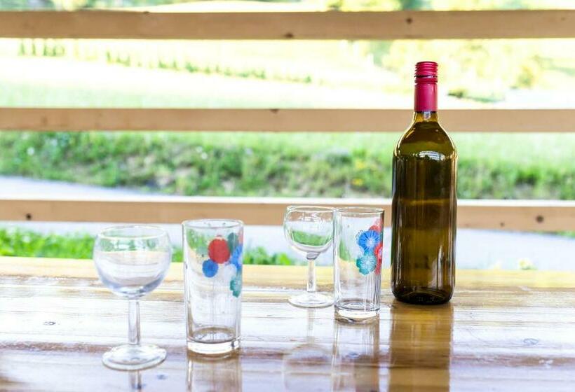 هتل Glamping   Hayrack Vesel