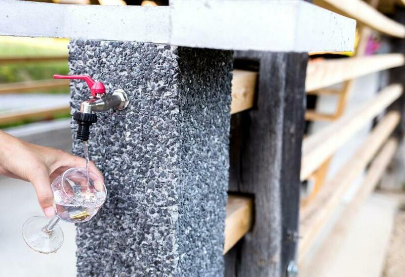 هتل Glamping   Hayrack Vesel