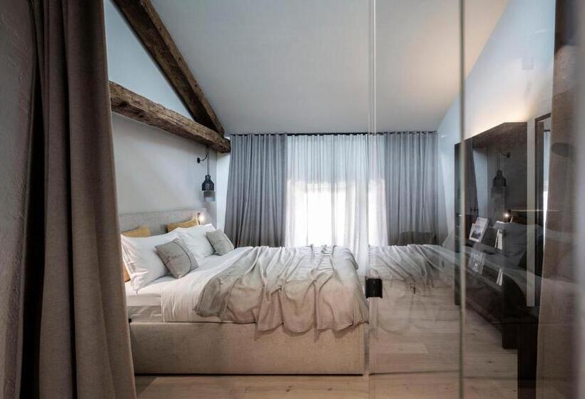 هتل Monastero Arx Vivendi