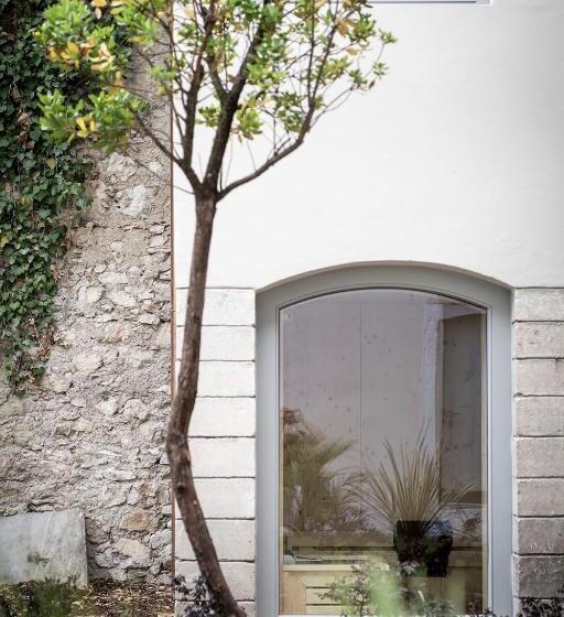 هتل Monastero Arx Vivendi