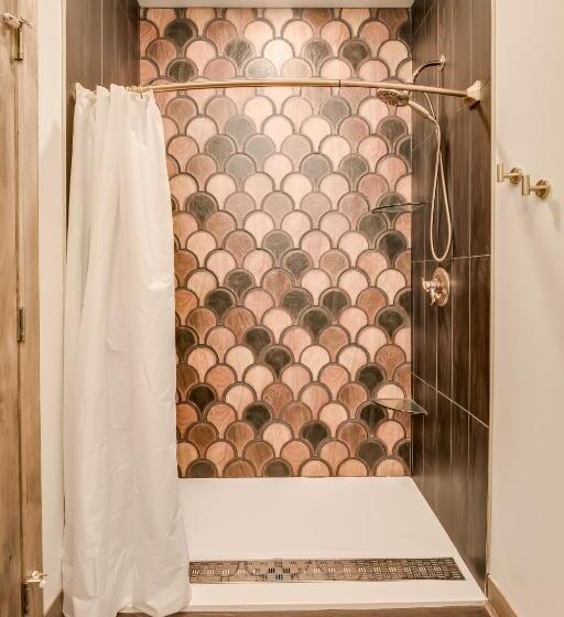 فندق The Port Of Prescott Boutique