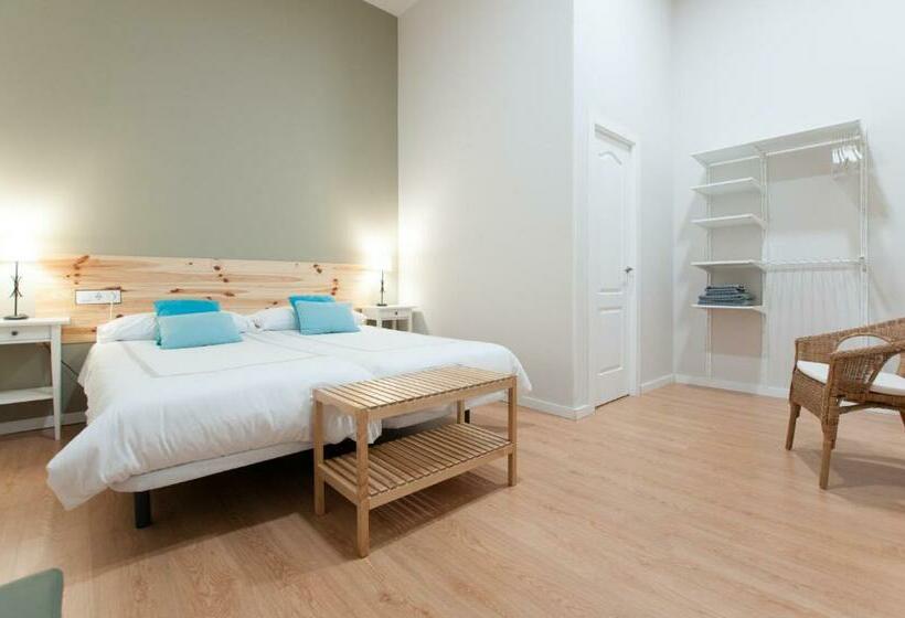 בית מלון כפרי Urban Suites