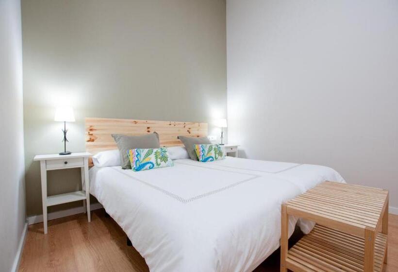 בית מלון כפרי Urban Suites