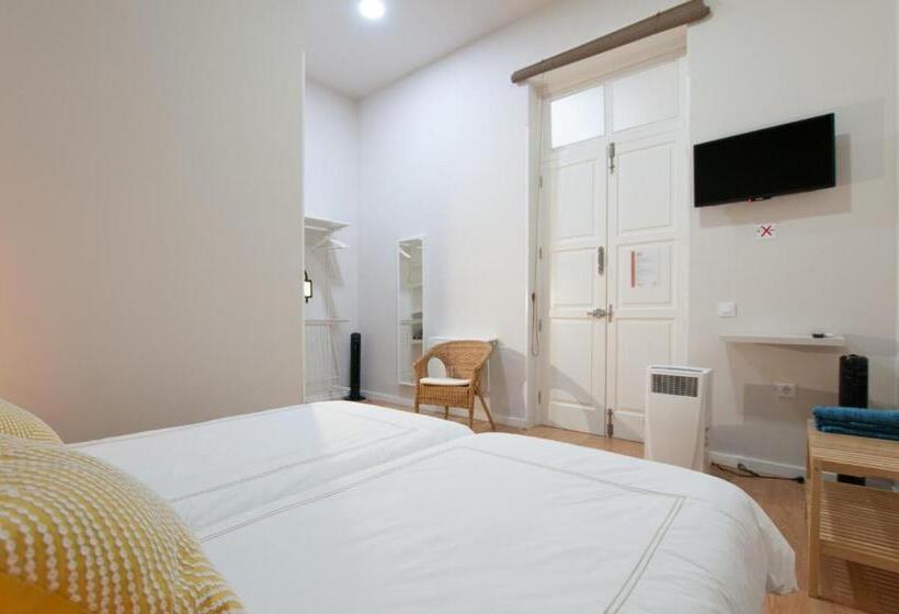 בית מלון כפרי Urban Suites