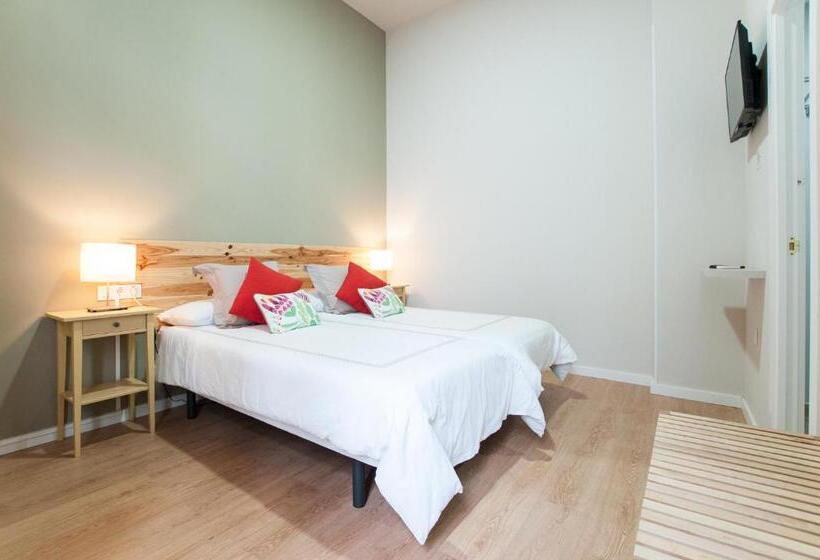 בית מלון כפרי Urban Suites