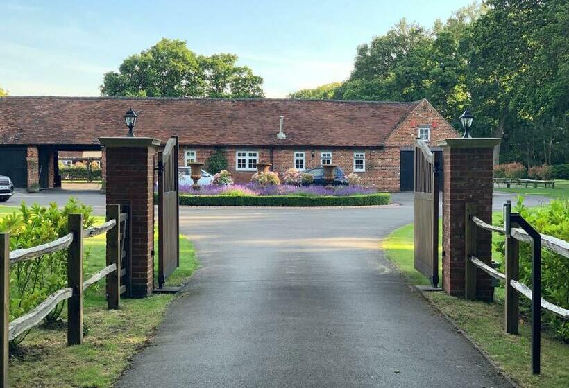 فندق Whitmoor Farm