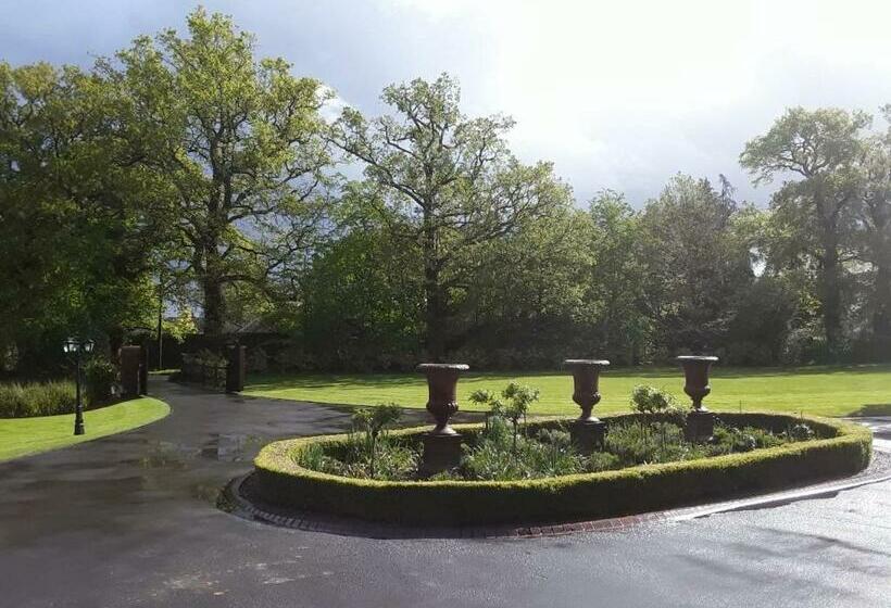 فندق Whitmoor Farm