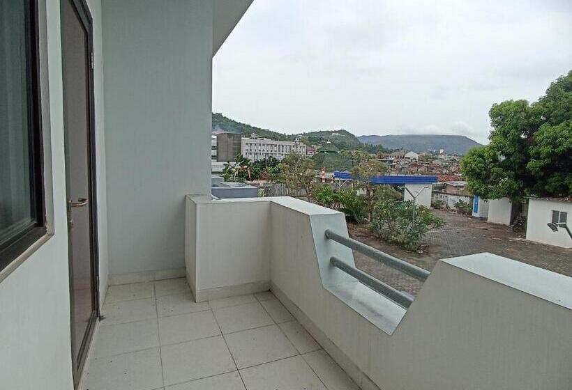 בית מלון כפרי Yunna Express