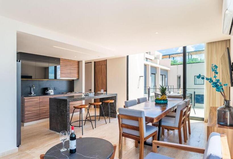 Kaab South Beach By The Spot Rentals