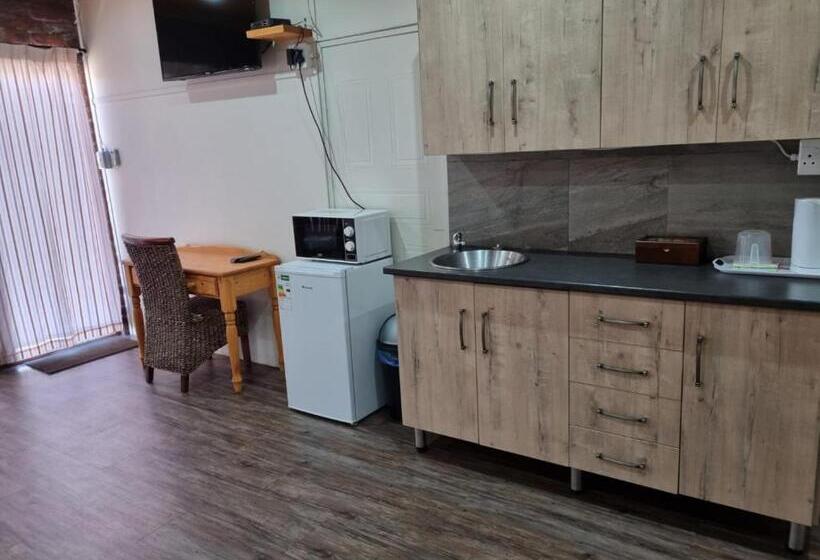 Kwela Bed & Breakfast