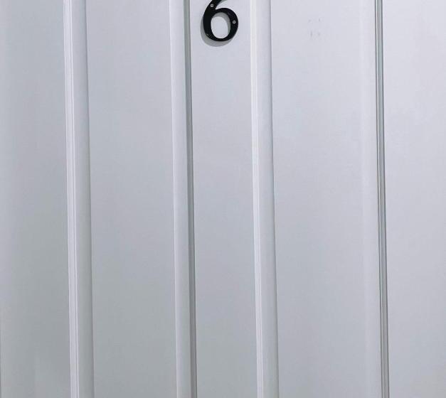 汽车旅馆  The Bend Abode