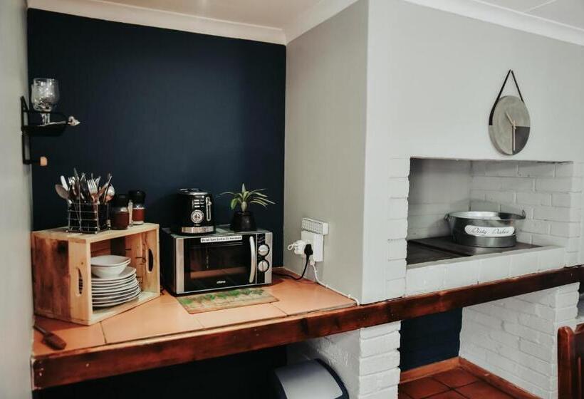 ペンション Amaziah Guesthouse