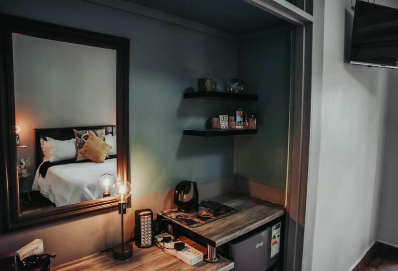 ペンション Amaziah Guesthouse