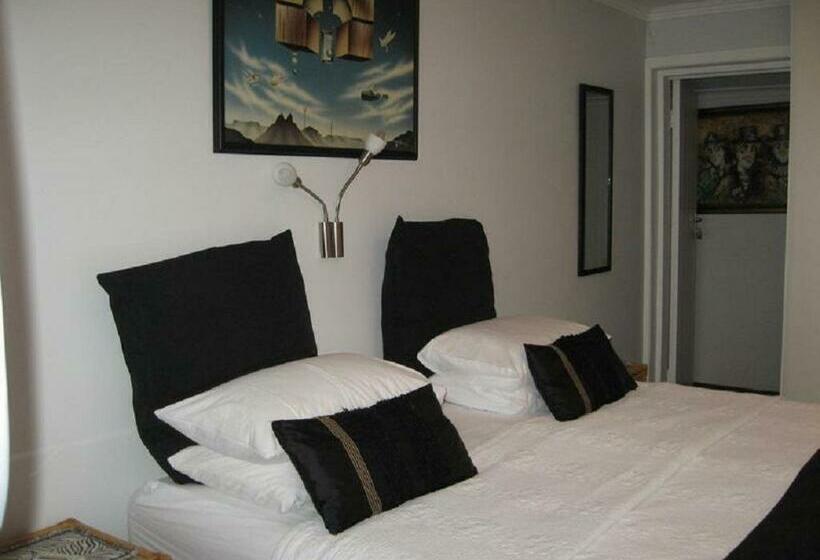 פנסיון Aqua Vista Accommodation