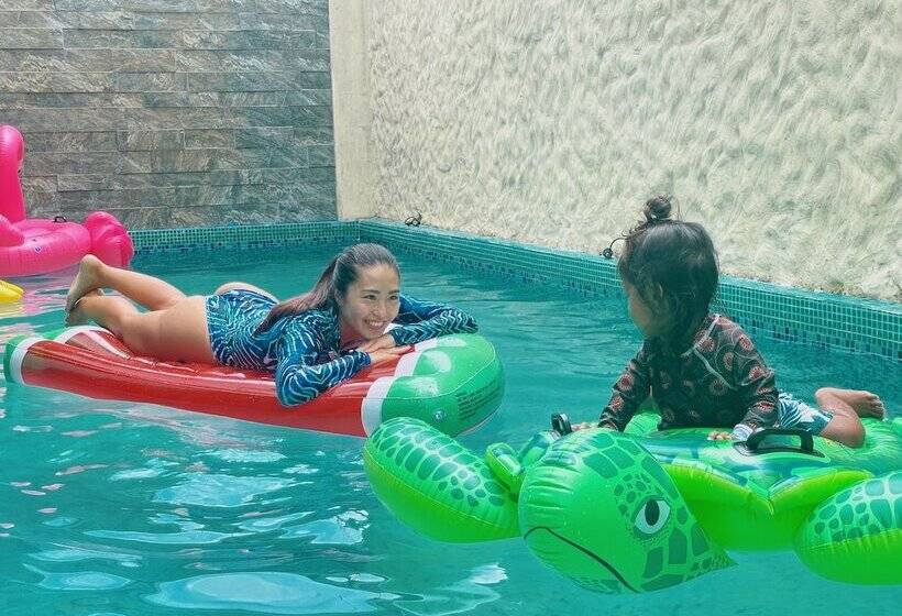 پانسیون Aquzz Hotel & Spa