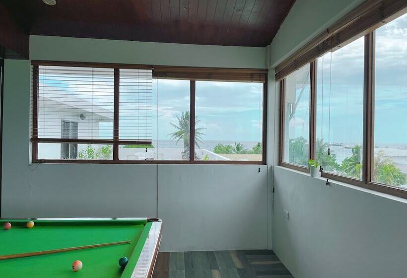 پانسیون Aquzz Hotel & Spa